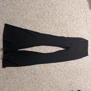 aerie cross over flared leggings size small NEVER WORN